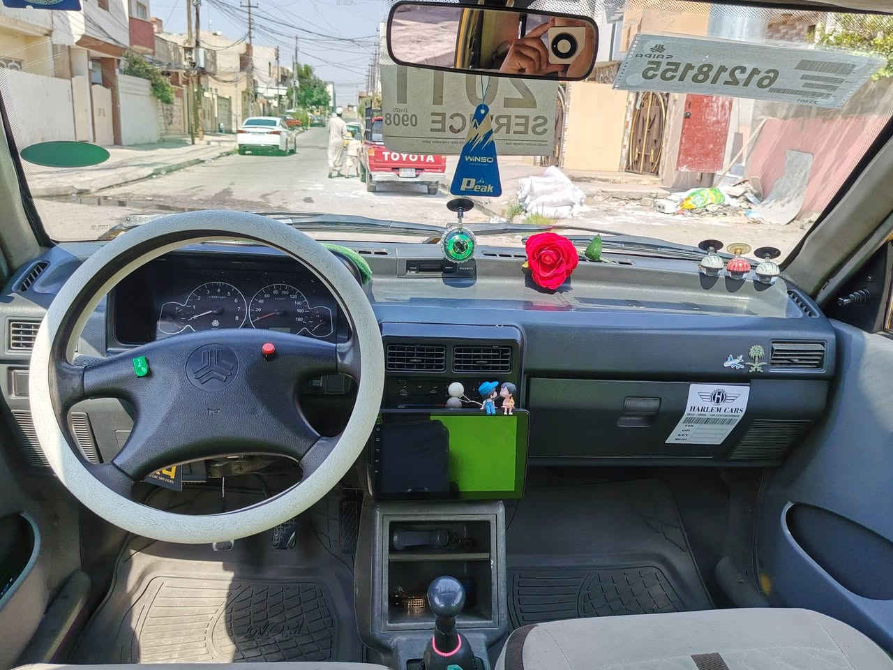 سلام عليكم سياره سايبه للبيع رقمها نينوى جديد سياره باسمي هيا غرمات 0 تخم تايه تخمها جديد محرك كير شرط سياره ما بيها صبغ وما بيها معجون كاربون بانزين ماستر شوصيا جدد بس واحد مقوي  سياره. تاخذها شرط ما تصرف عليها ربع دينار السعر 28 وبيها مجال لشراي  الاتصال ع الرقم (***********)(***********)
