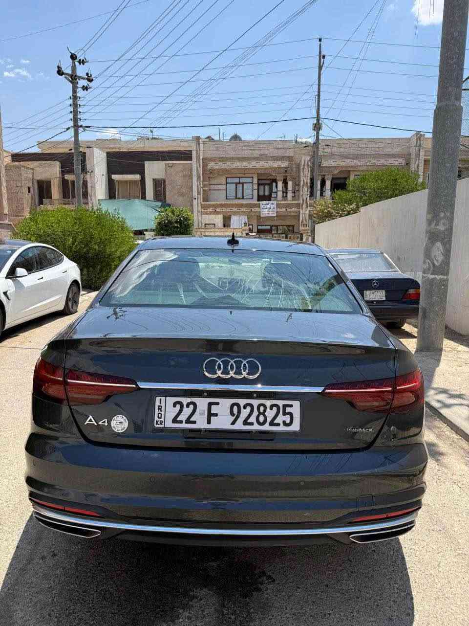 السلام عليكم 
#للبيع 2022 Audi A4 TFSI Quattro premium 
وارد امريكي بحاله ممتازه الايرباك مطاگ ومبدل قطع اصليه وبيها كم شخطه بجاملغ الايسر السياره محرك گير كهربائيات مكفوله ماشيه 50 الف كيلو تحويل بنفس اليوم
السعر 170 ورقه وبيها مجال 
موقع السياره أربيل 
للأستفسار:***********
