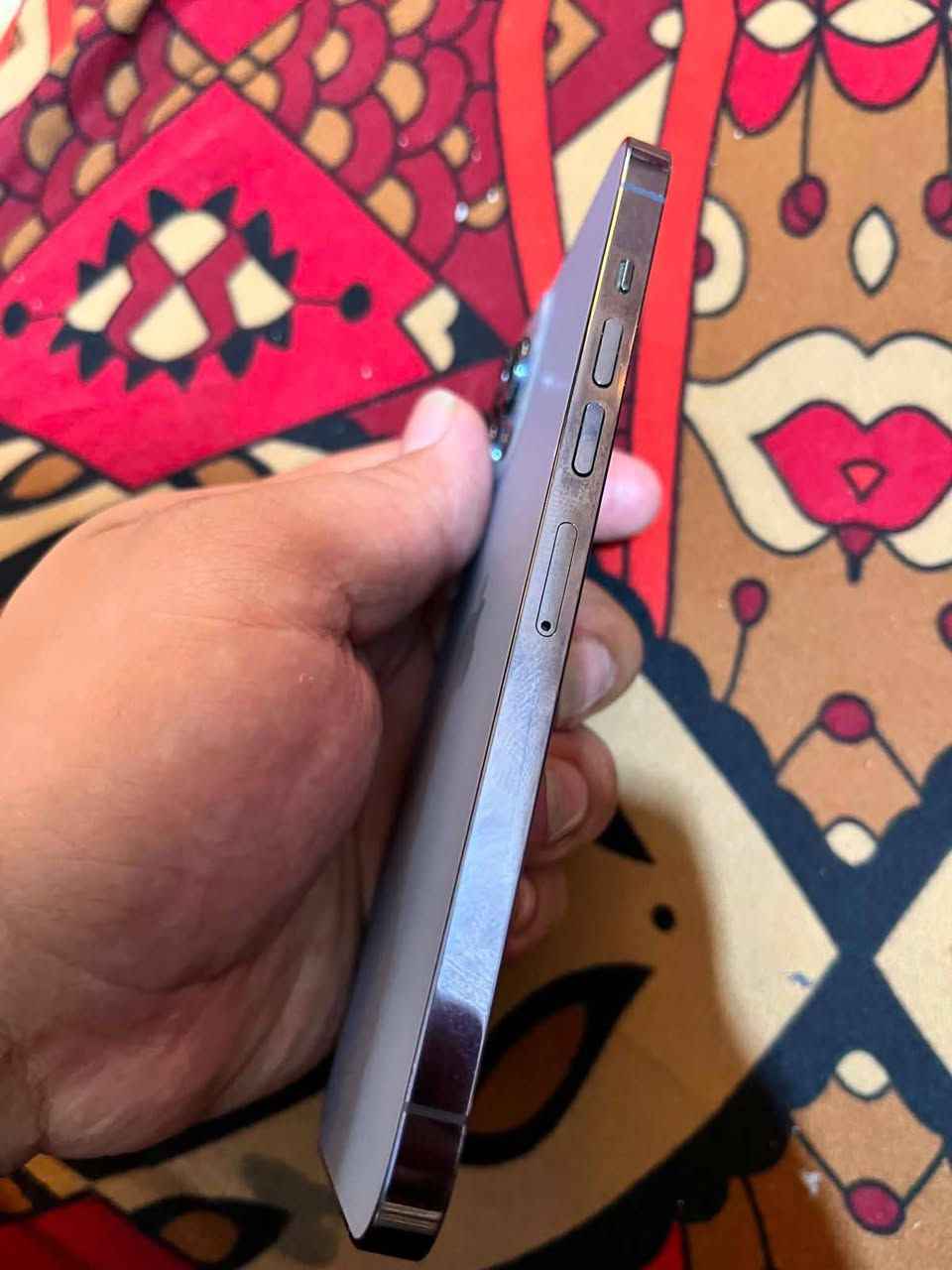 ايفون 13 برو ماكس للبيع لسعر جهاز ممفتوح وممبدل بي شي بي فطر بلشاشه موضح بلصوره قليل بطاريتة ٩٥ ذاكرته ٢٥٦
600 وبي مجال 
*********** الحسينية الراشدية بغداد بيع مستعجل محتاج 
مال العب بي جان مضموم خال بي غراضي  ولا مصعد بطاريه ولا شي
