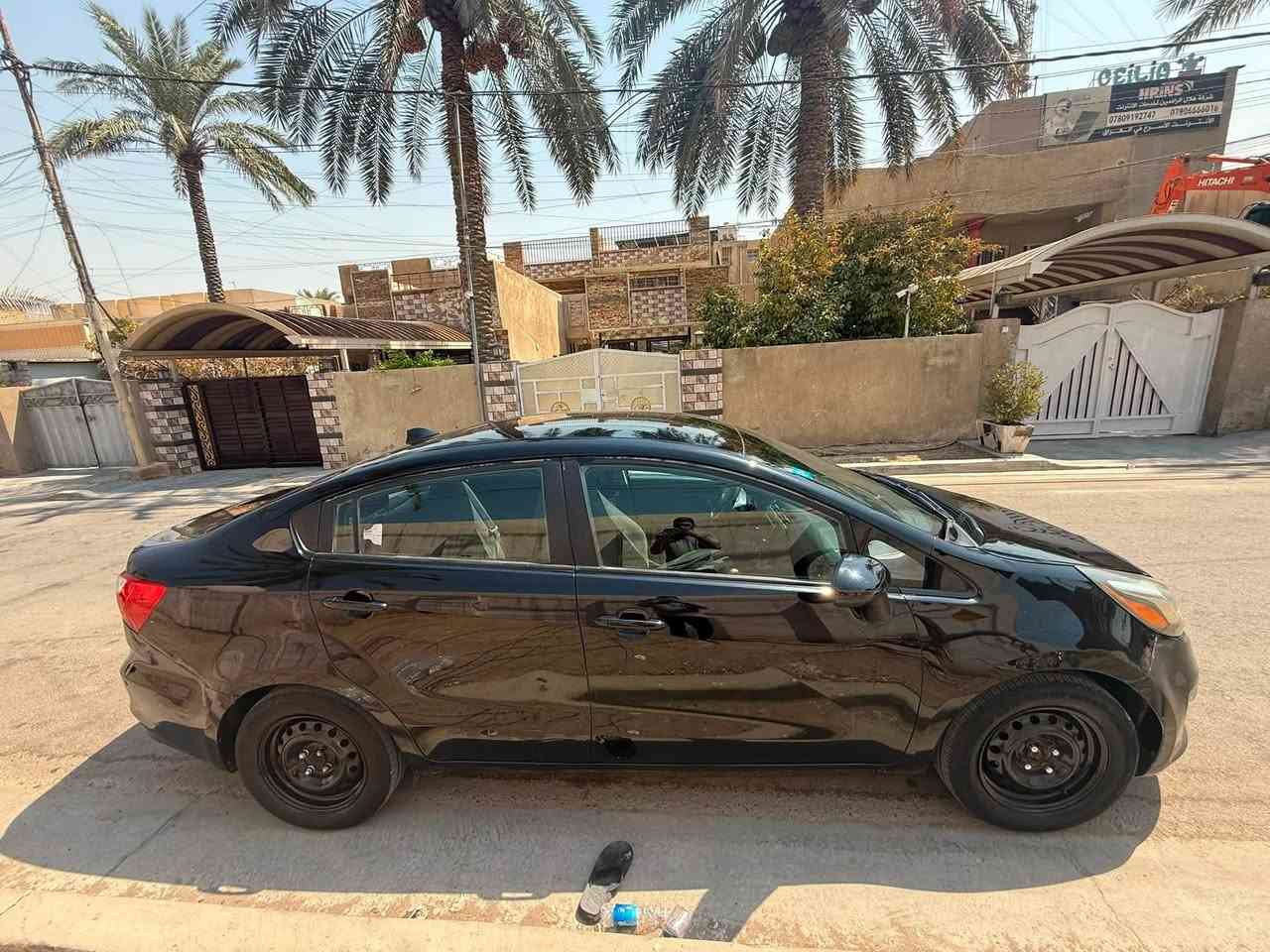 كيا ريو موديل 2017  وارد امريكي محرك 1600 Gdi ماشيه 95 استعمال شخصي بأسمي رقم بغداد سياره نظيفه  كَير ومحرك بلاد حادث امريكا صبغ قطعتين بنيد وجاملغ فقط وبيها قطع صغيره بارد سويجات 2 مالتها الاصليات سياره جاهزه من كلشي متصرف عليها  درهم سعرها 88$ مجالها بسيط مكاني بغداد الدوره رقم هاتف *********** موجود اتصال وواتساب
