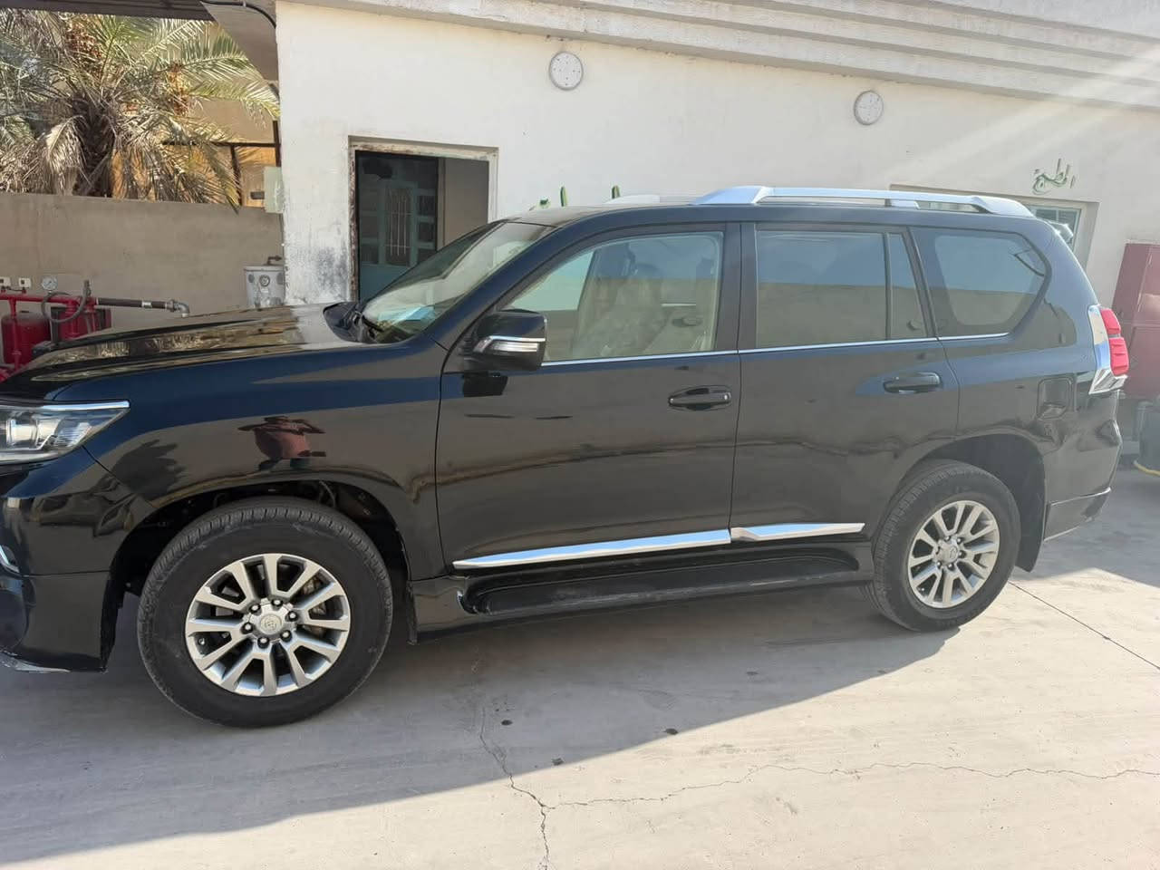 برادو 2019 مواصفات VX  

كويتي دبل تانكي 6سلندر 4000

ماشية 147 الف حقيقي 

مواصفات 

بصمة

فتحه

اشاير مري

كراسي كهرباء

شاشه كبيره

فور ويل

كاميره 

كراسي جلد 

تحكمات فول استيرن 

ثلاجه 

سونار مرفق مع الصور 

العنوان بغداد / المشاهده  

السعر 360 وبيها مجال 

هـ:***********📞
