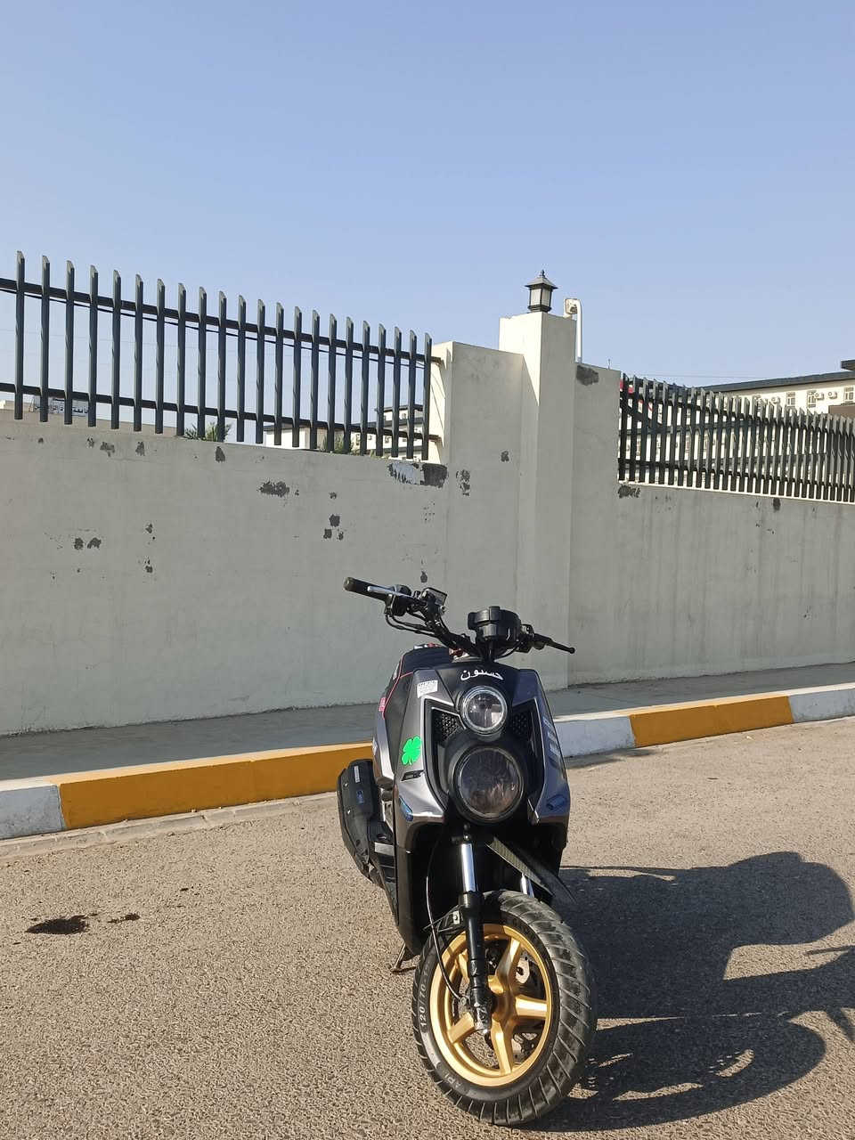 دراجة سكنـس جبلي  موديل 2014 دراجـه كفاله عامـه من التايـر الامامي للخلفـي مزودة بكلايت رياضي وبيها هواي شغلات +سستم دمام  مكينه ممفتوحه بلاد شرط شلعه ومعدل كهـربائيـات  كامله مكملـه دراجه اي ملاحظه ماعليـها خير من الله
الرقم:*********** بي واتس.
المكان:ديالى بعقوبه.
