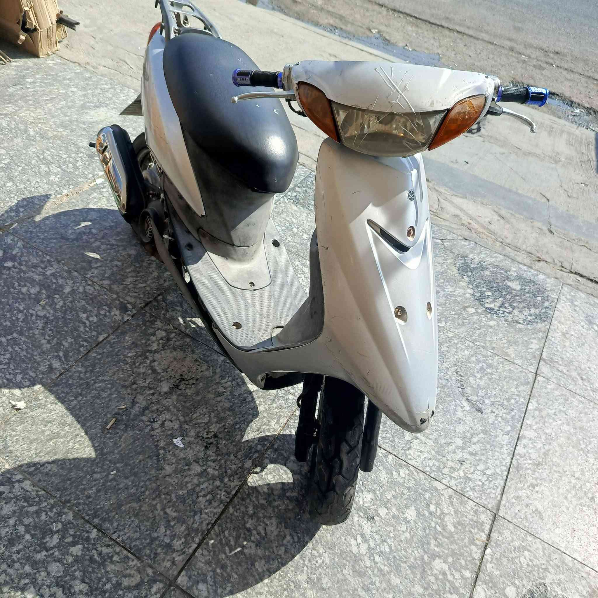 الدوره
دراجه عصفري 60 نضيفه السعر 250 رقم ***********
