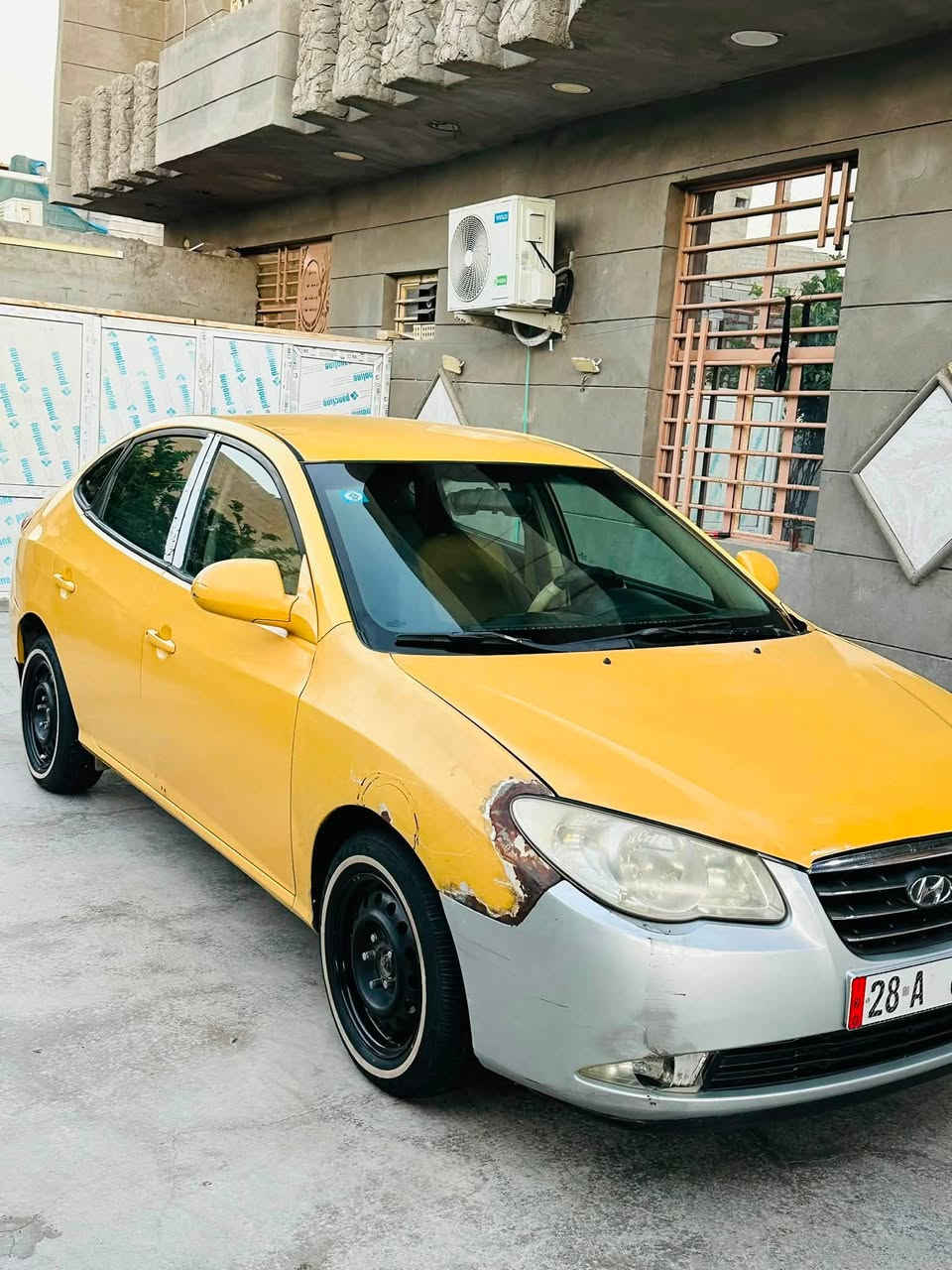 النتره خليجيه
رقم دولي بأسمي 
مكينه2000سياره جاهزه ما ناقصه شي بيه بس بنيد مبدل /// مكينه وكير وتبريد خير من الله
السعر 77 
مكاني كربلاء/ مصفره هيئه وغرامات
للاستفسار الاتصال ***********

