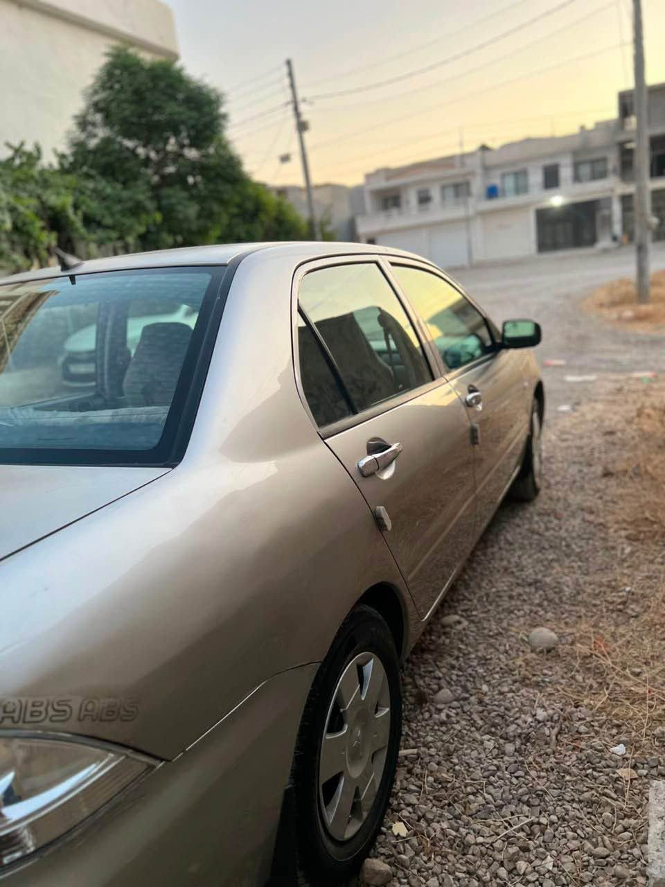 لانسه ر مؤديل 2008
سه نه وي تا ٢٠٣٠ تازه يه به ناو خؤمانه
مه كينه بچوك
يه ك بست بؤياخ بئ ليدران بي كال بونه وه
گيرو مه كينه به شه رت
٤ تايه ي تازه
تكايه گه ر موشته ريت تيل بؤ خاوه ني بكه هي من نيه
ناونيشان رانيه
***********
نرخ ٧٢ مه جاليكي برايه نه رانية, السليمانية
