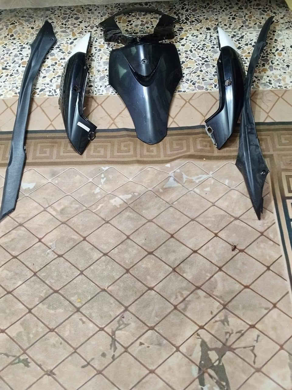 ماكس عدلة • للبيع