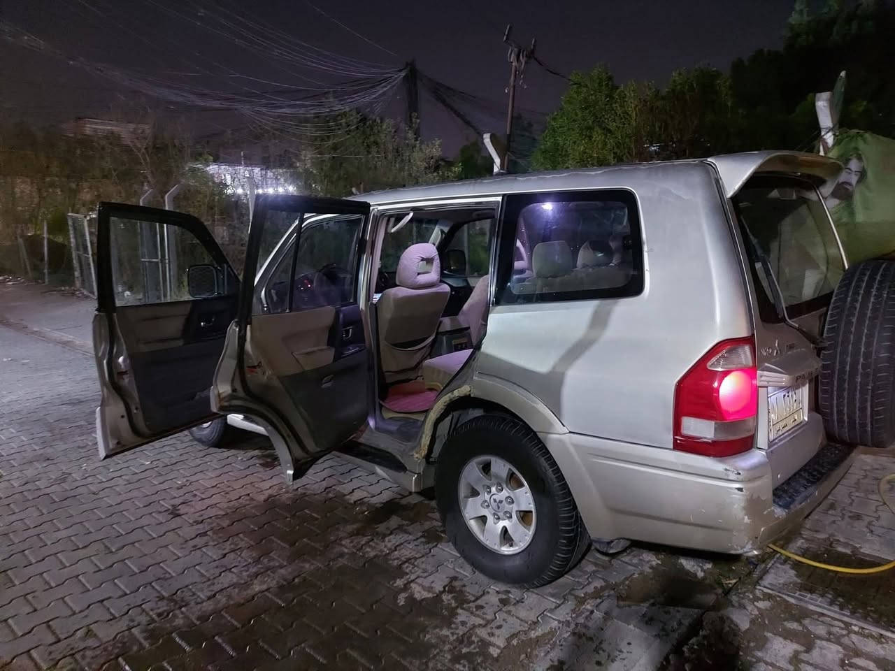 لبيع او مراوس باجيرو 2005سياره رقم نجف مميز سياره كير محرك شرط فحص سياره سبعه راكب مكينه 6 سلندر سياره موضح بل صوره غرفه نضيفه كهربائيات شغاله بيه شويه نواقص كم شغله ترتيب لمراوس او بيع مكاني نجف او تواصل ***********
