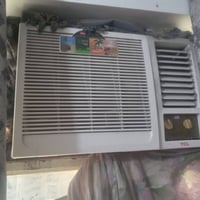 مكيف tcL جديد حتى علامه بعدها بيه أخذته قبل  شهر اصلي رايحه 375الف اني...