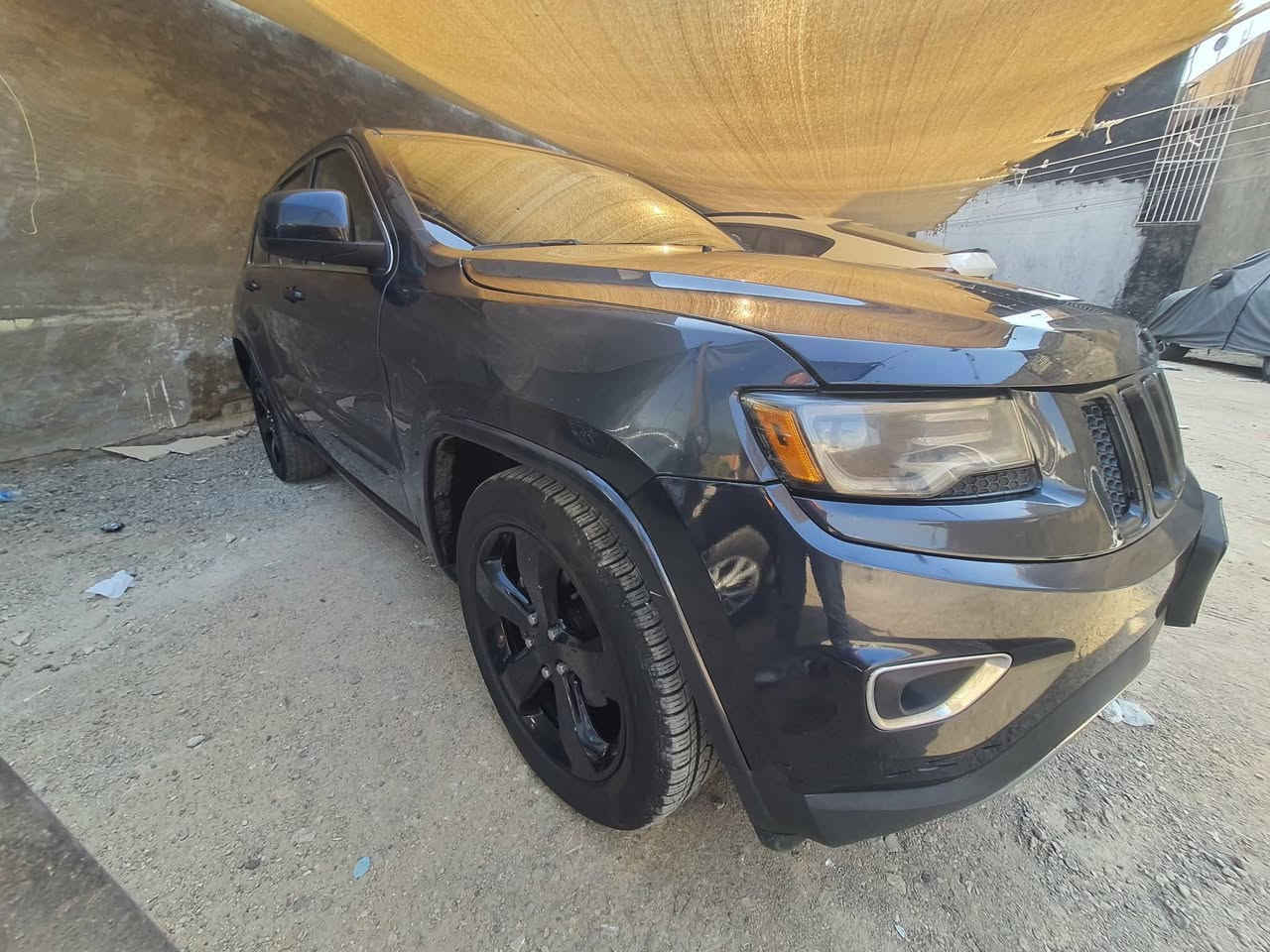 جيب (Jeep) جراند شيروكي Blacktop موديل 2015 فول مواصفات
اللون: أسود كاذب مميز
حادث من أمريكا للان قطعة وحدة فقط البنيد لاغير

📍 المسافة المقطوعة: 134
      رقم بغداد ألماني بأسمي

📍 الموقع: بغداد – حي الحسين.

📞 للتواصل والاستفسار:

***********
