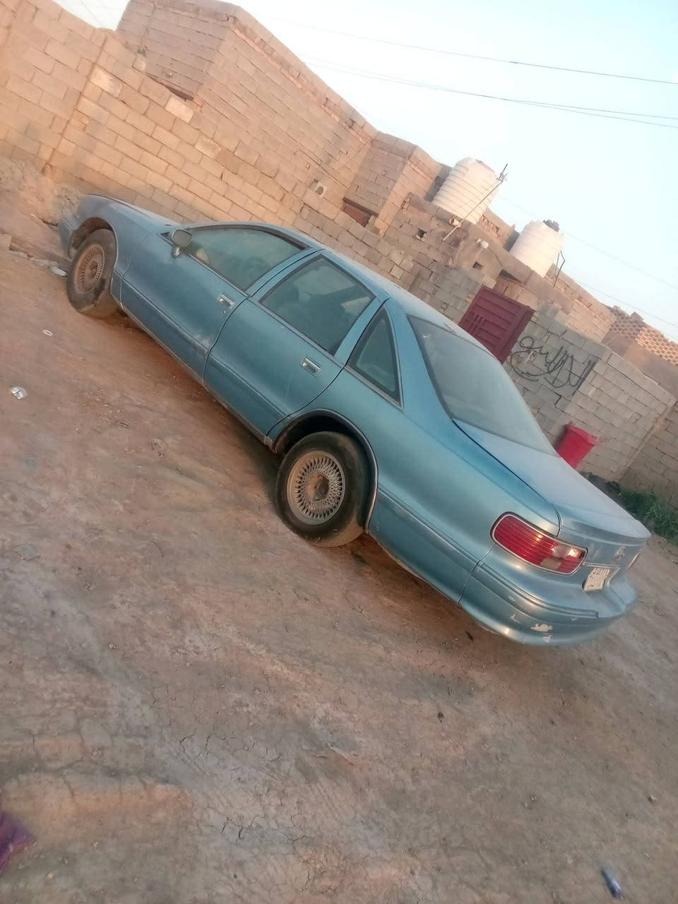 السلام عليكم سياره للبيع دولفين موديل ٩٣ اصل مكينه نضيفه وكير نضيف حداديه ٧٥بل ميه سياره شغاله بل وقت الحاضر بس عوزهه باور فقط ضربه ما بيهه رقم بغداد كهربايات كلهه شغاله  بيع مستعجل سعرهه ١٨ وخياس بل قماره قليل الاتصال والاستفسار علئ الرقم التالي *********** وبل مناسبه وكاله عامه بسمي وصاحبهه ابو السنويه موجود
