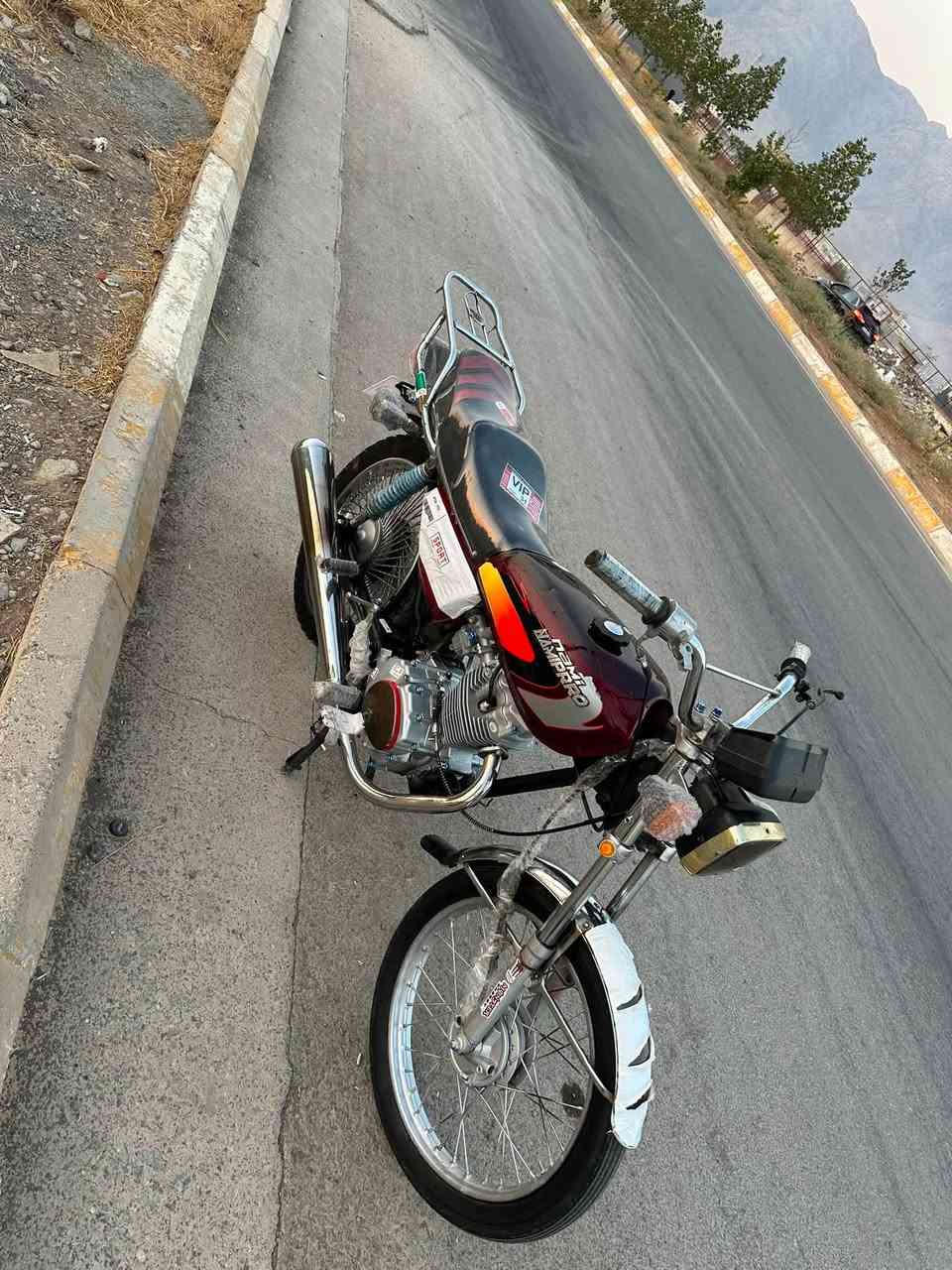 بەناوی خوا ئەم گولە جوانە بۆ فرۆشتن مەکینە روبار مۆدێل ٢٠٢٠ مالەکە پاکو خاوێنە زۆر توندو تۆلە شانسی تەقیوی لەحیمی نییە بەشەرت گزۆز MKZ لەسەرە سحریشی ٣٥٠ هەزارو محامەلە شوێن رانیە ***********
