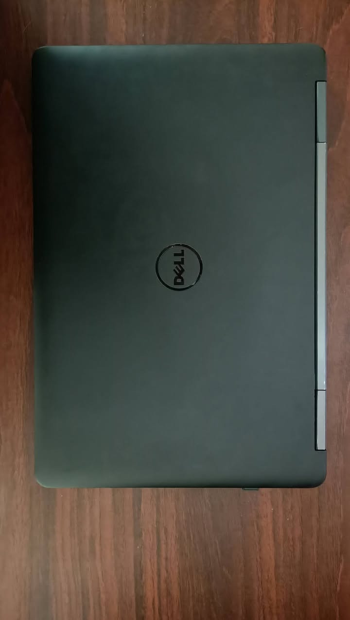 متانة وعمل

DELL 

حجم  15.6

كيبورد دبل ( جناح ارقام وجناح طباعة 

هارد 500 HDD وقابل للتطوير حى 1تيرا

رام 4 كيكا وقابل للتطوير حتى 16 

نظافة 95  

ملحقات مجاني تشمل : شاحنة - كيبل باور - حقيبة - ماوس - طبلة ماوس 

مكتب الكرادي للحاسبات - ذي قار - قضاء الرفاعي - منتصف شارع الخطاطين - مقابل كاظم الخطاط  - مكتب الكرادي للحاسبات  ***********
