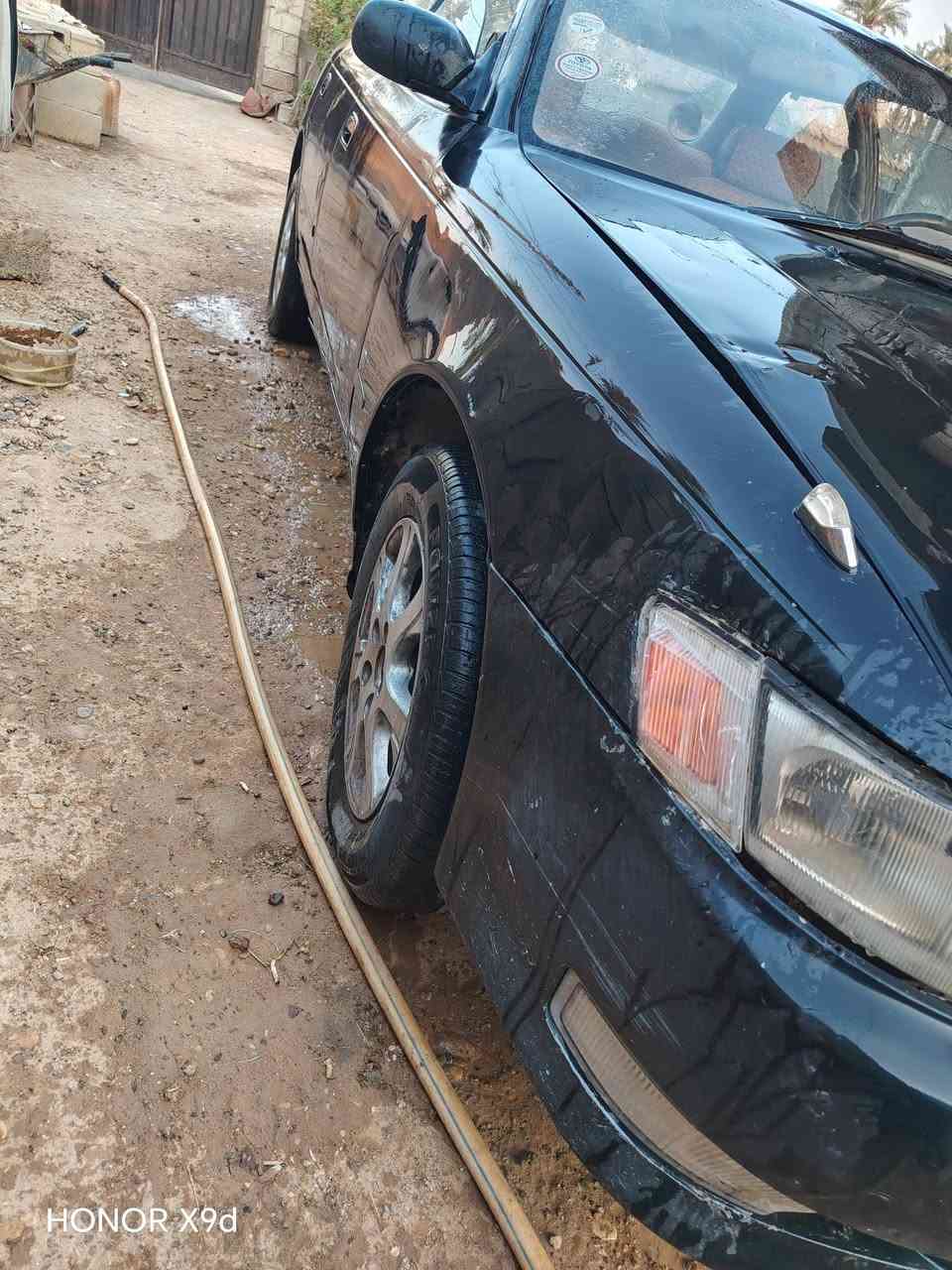مارك نفخ للبيع او المراوس سنويه صاقطه محرك مستحق يرادلهه ترتيبات ابيع ع وضعهه للعلم السياره تمشي طبيعي بس مستحقه موديل 1994 راعيهه يريد تحويل او وكاله عامه السعر 32 وبي مجال ***********

نص مكتوب في الصور:
- HONOR X9d