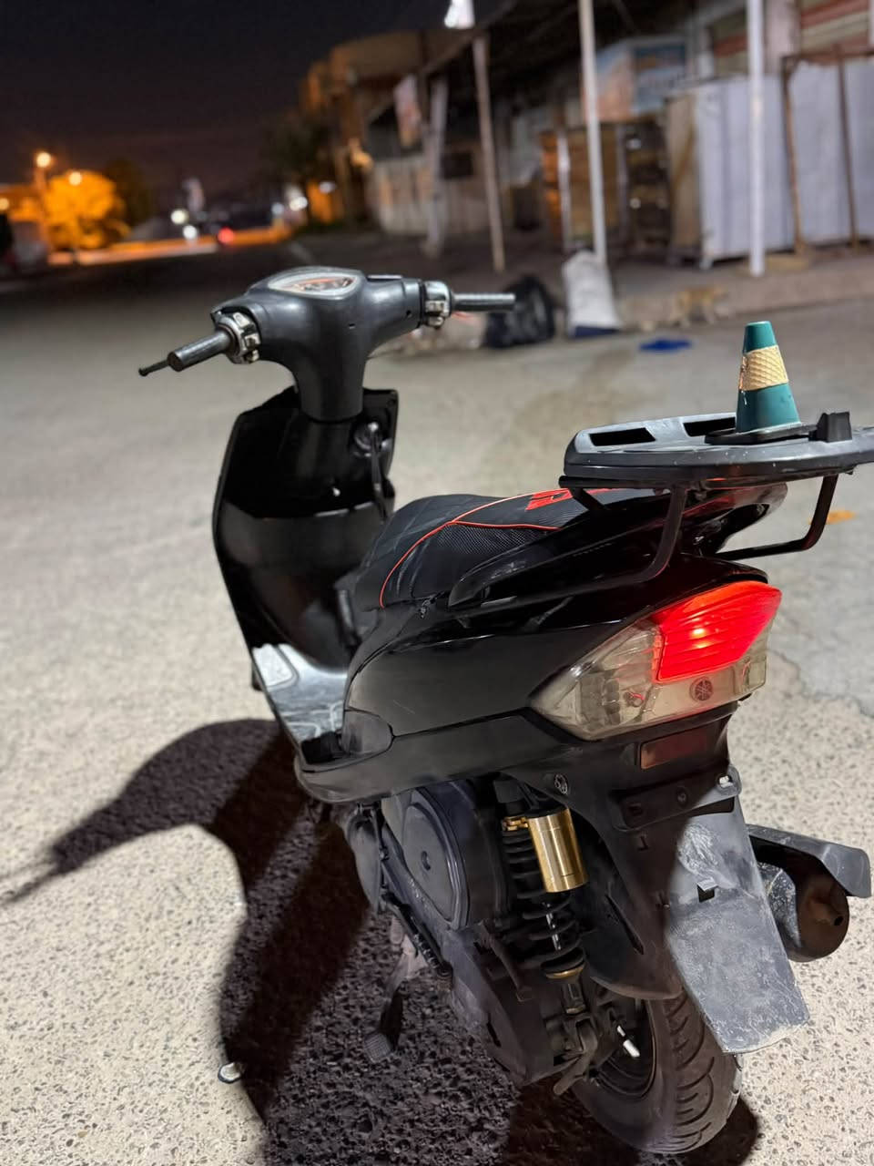 مكلف بل نشر يعني لحد يراسلني شراي خابر 
سلام عليكم 
ماكس عدله مكينه 49 بلاديه سبانه ما ممدون عليها خرسه 
دراجه بلاديه فقط مبدل كفرات بيهة تزويد بلادي صدر امامي + خلفي وفج ودفلنجه وقبق عنبار الدراجه دهن وبلك وفلتر جديد 
سعر 700 وبيهة مجال ‭***********‬
