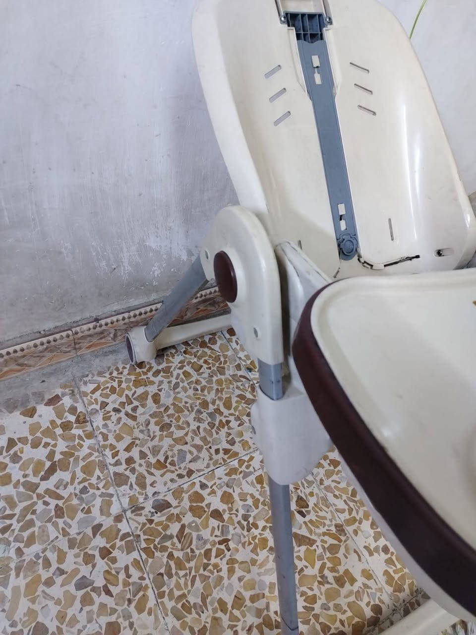 كرسي أطفال • نضيف • بغداد الطالبية