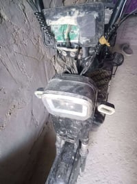 من رخصت المدير الكروب عندي دراجه شحن البيع باتريات تعبانه رايدهه 100 ر...