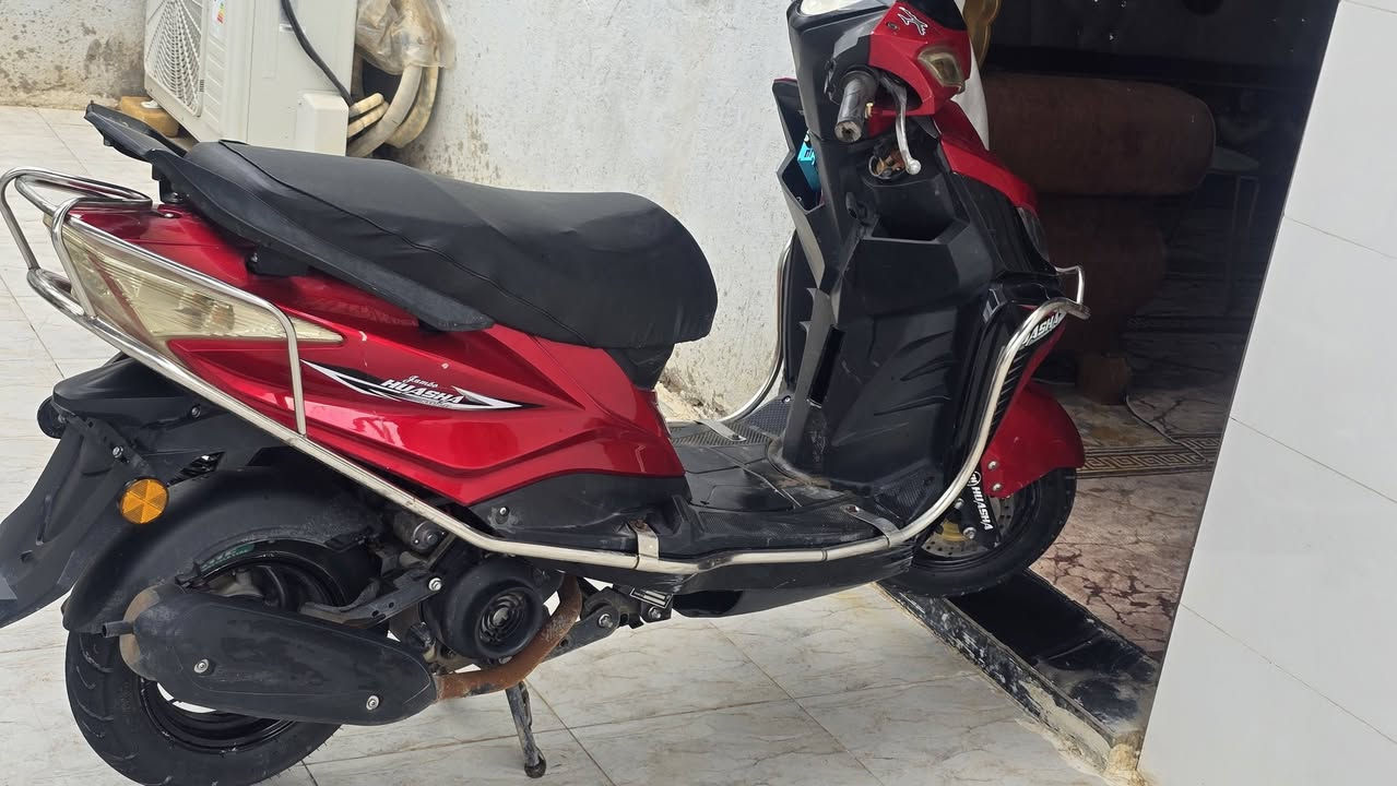 دراجه هويشه جامبو اوتوماتيك موديل 23 للبيع نضافه فول نكرة هندر ونكره سلف دراجه مكفوله كفاله عامه من سرقه مكينه ممافتوحه ابد على وضع شركه دراجه اطلع بيها من شغل للبيت للبيع تواصل، ***********
