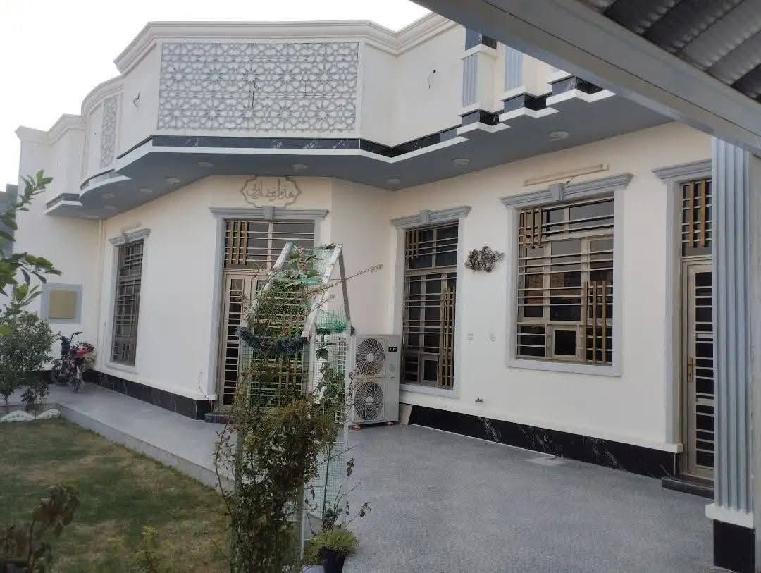 بيت للبيع في الشهابي يبعد عن الفلوجه 10دقايق استقبال و غرفتين وصاله ومطبخ  ومطبخ خارجي الطابق الثاني غرفه وصاله  شارع 12 قرب المستوصف وقرب المدرسه المساحه 420 وشارع تبليط صنف العقار زراعي مسجل باسمي ماء وكهرباء مقدم معاملة تطويب بي  👏 للاستفسار راسلوني  وتدللون 🤝🕊️ ***********
