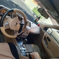 نيسان مورانو • ٢٠١٠ • قابلة تفاوض