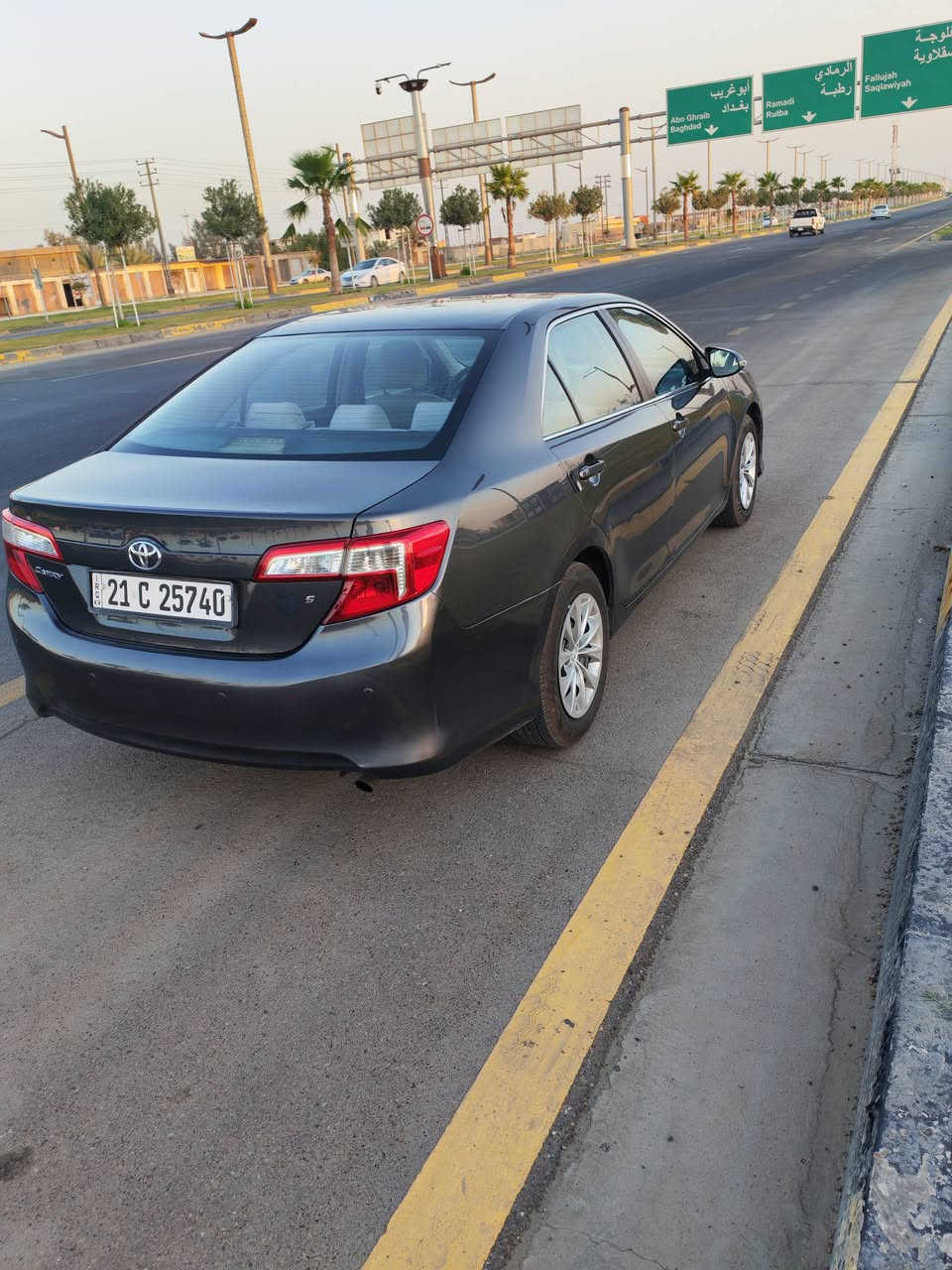 كامري 14 خليجي
بيه اقل الحزام بدون دواخل 
كير محرك تبريد ع الشركه 
المكان الكرمه فلوجه السعر 118
***********
