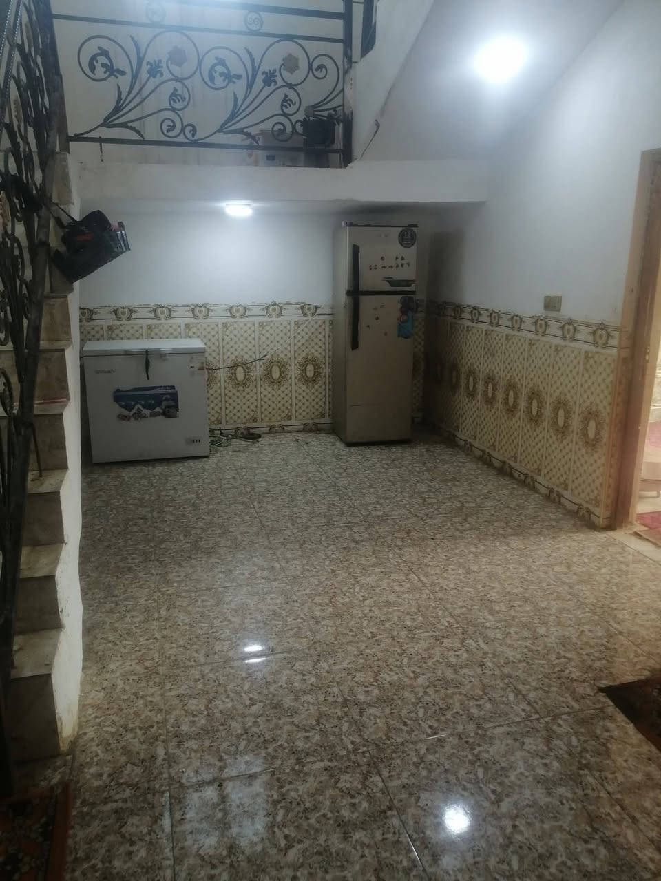 بيت زراع • ٣٥٠م • خلف المعارض