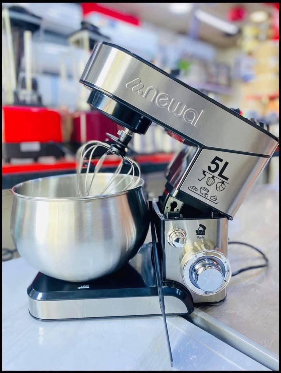 #الرحمن_للتقسيط
عجانة وخفاقة ستاند كهربائية من ماركة Newal (موديل MXR-6451) بسعة 5 لتر.✅
🔴القدرة الكهربائية: 1000 واط.👍
🔵سعة الوعاء: 5 لتر من الفولاذ المقاوم للصدأ (الستانلس ستيل).👍
🔴السرعات: 6 سرعات مع مؤشر LED للتحكم الدقيق.👍 🔵الملحقات: تتضمن أداة خفق، وعصا عجين (خطاف)، ومضرب، مع غطاء شفاف لمنع التناثر👍
المميزات: أقدام مانعة للانزلاق ومحرك متين. 👍
السعر/٨٥ الف فقط🔥🔥🔥

يتوفر التقسيط لموظفي #الرافدين_الرشيد_الاهلي العراقي
العنوان / حلة شارع الحسينية
يتوفر خدمة توصيل لكافة المحافظات🚛
للحجز والاستفسار الاتصال📱 على ***********
