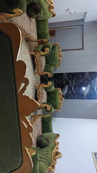 كنب • ١٠ مقاعد • نضيف
