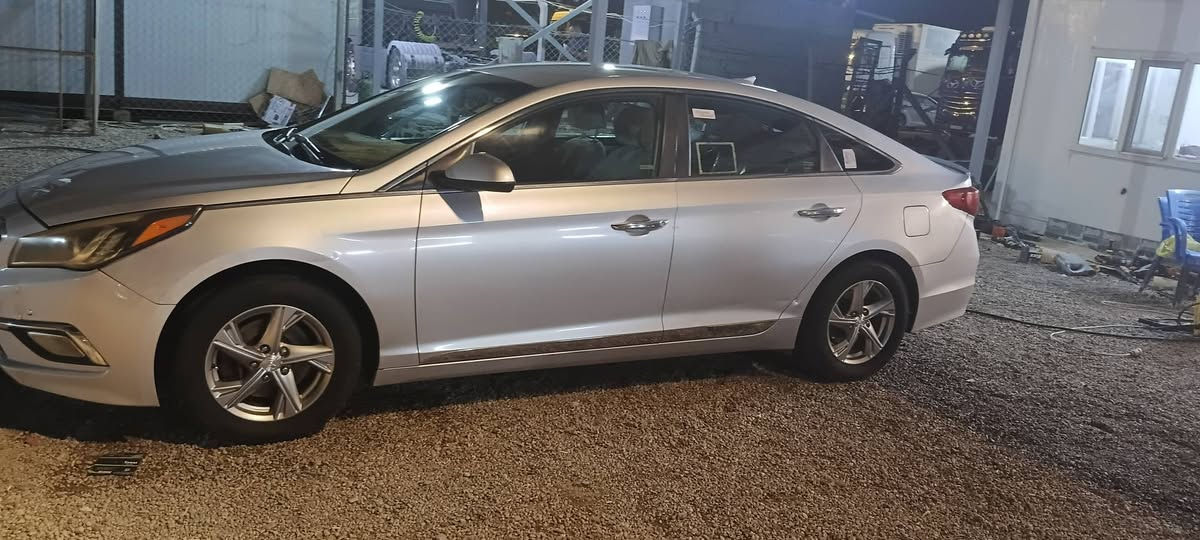 البيع سياره سوناتا امريكي موديل 16بيها ثلاثا قطع صبغ بدون دواخل السعر 115وبيها مجال الاستفسار اتصال عل رقم ***********مكان سياره بغداد او فلوجه العراق الجميع
