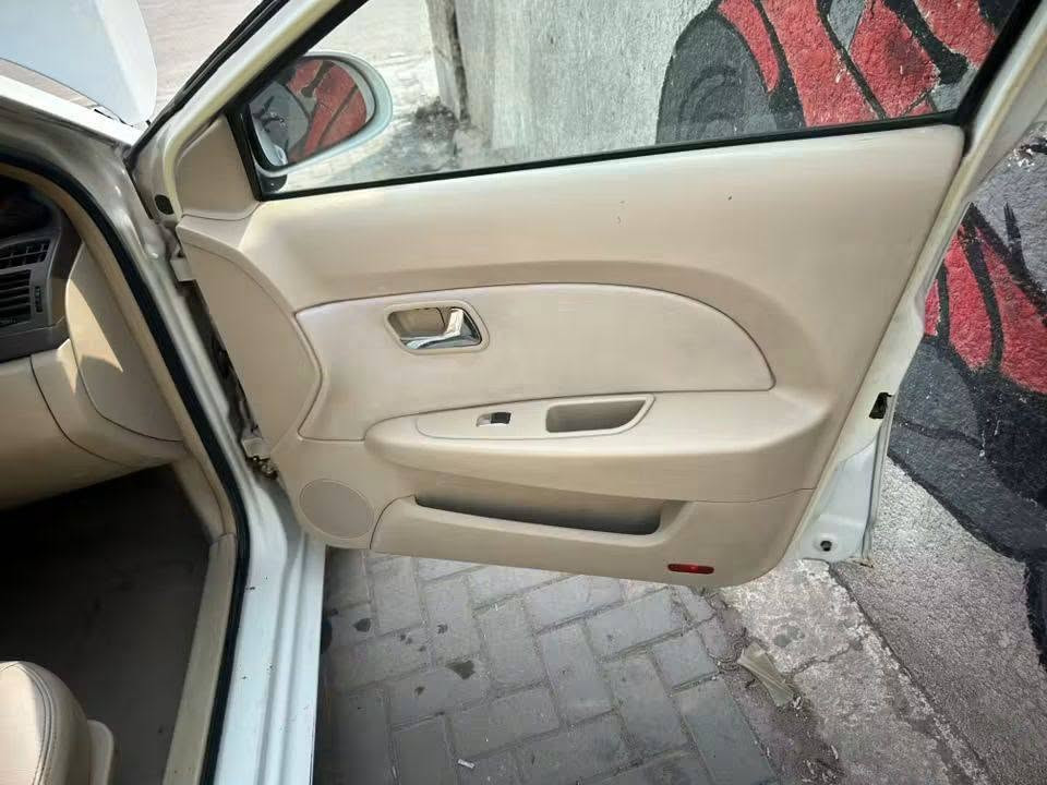 شيري فلاوين • ٢٠١٣ • رقم قادسية