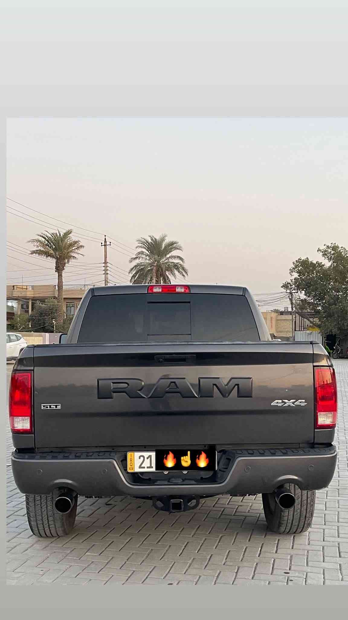 رام 1500 Classic V8 2022 للبيع – نظيفة ومواصفات قوية 🔥
اقوى عرض 🤫
للبيع Dodge Ram 1500 Classic موديل 2022 🇺🇸
🔹 المحرك: HEMI V8 5.7
🔹 الممشى: 40,000 ميل
🔹 وارد أمريكي 🇺🇸
🔹 رقم سليمانية
🔹 حادث أمامي سابقاً – 4 قطع
🔹 الشاصي سليم وما بيه ضرب
🔹 السيارة حالياً جاهزة للفحص
🔹باب طويل بدي قصير مرغوب
🔹تايرات من ماركه تاير مول مع لايت زنون مع دوسات
✅ب($187) ورقه 👁️ خسران بيه قريب شده  كال خلي بنفسه يركبه
صاحب سياره ابن اوادم كلش اني مكلف انشرلكم
📣*********** رقم صاحب سياره وتساب موجود

نص مكتوب في الصور:
- دوج رام 2022