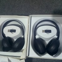 مشغل أقراص PS5 • سماعات سوني بلص إيليت • دوال سينس إيدج