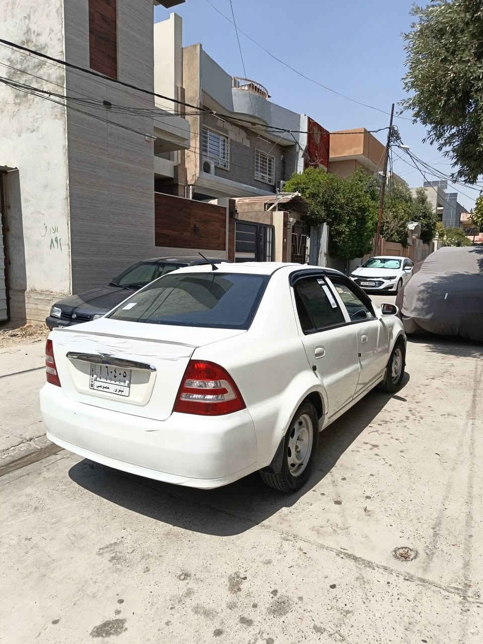 موديل 2013
بيها ثلاث قطع صبغ
سيارة جاهزة من كلشي تبريد ثلج 
شرط التحويل 
سعر 50 وبيها مجال بسيط 
عنوان حي السكر
رقم التلفون ***********
