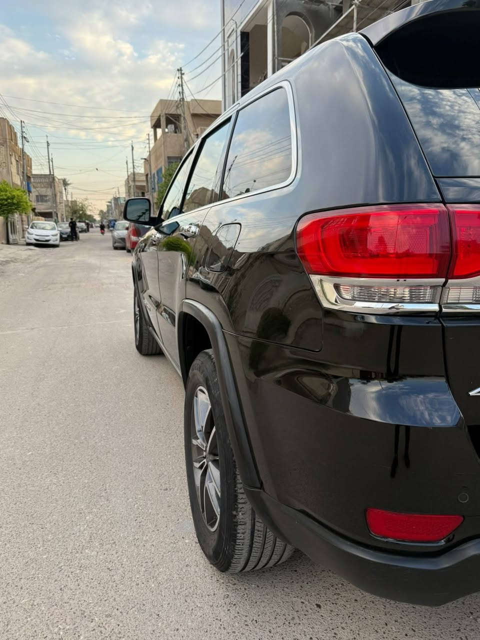 جراند شيروكي • ٢٠١٩ • حساسات