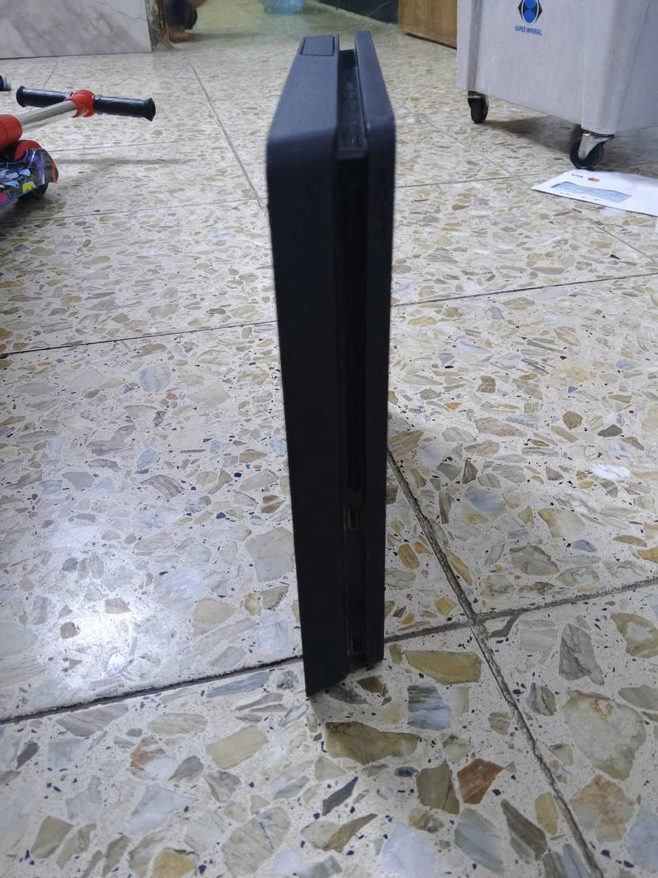 بلي 4 • نظيف