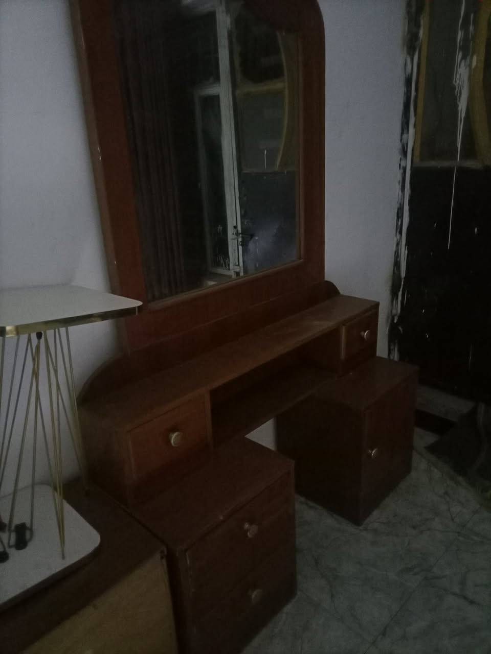 غراض بيت نضيفات للبيع متواجده عالواتساب
***********
