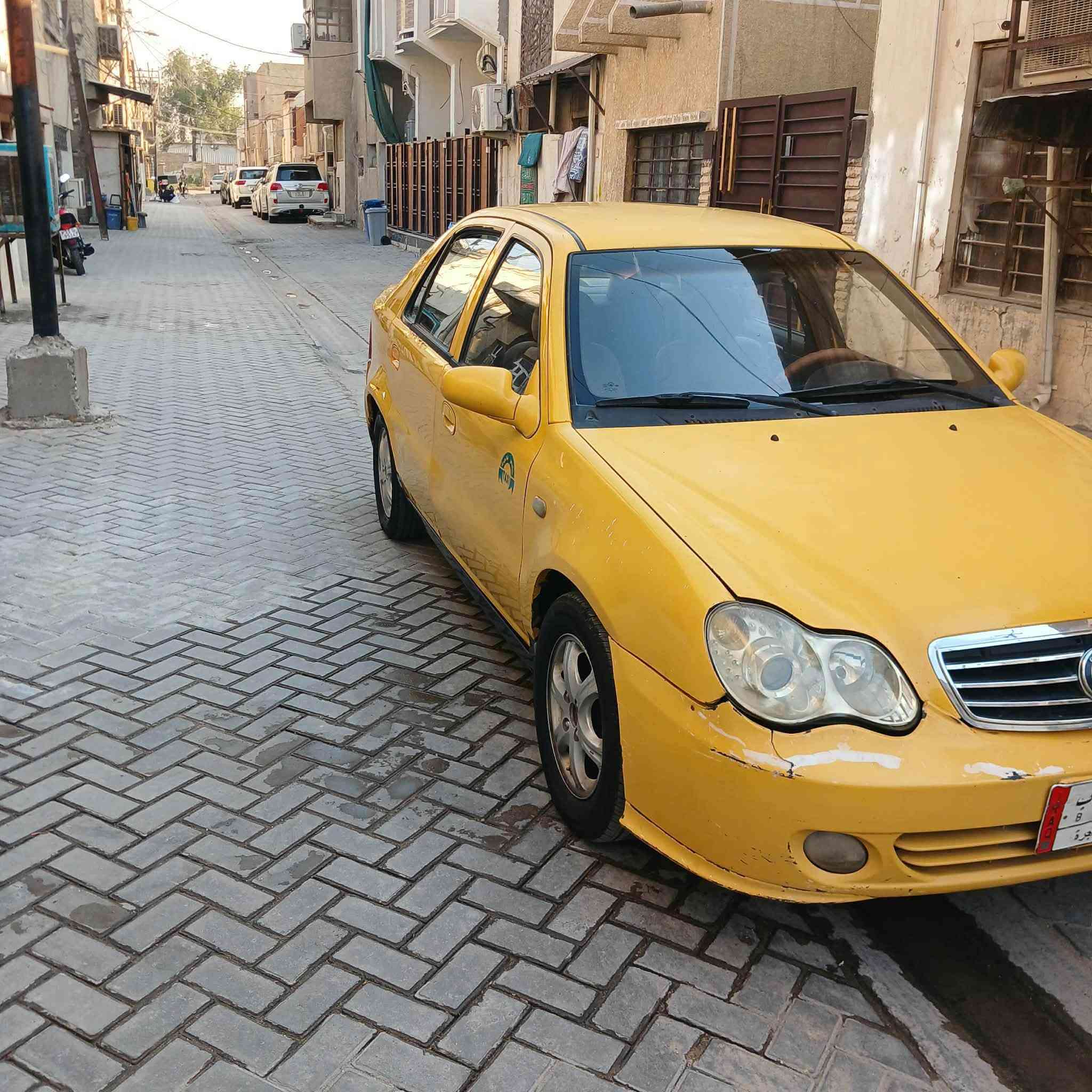 السلام عليكم للبيع سي كي السياره كفاله من الضربه وصبغ تبريد شغال كير مكينه خير من الله المكان بغداد جديده 
***********
السعر 23 وبيها مجال حك الجيه
