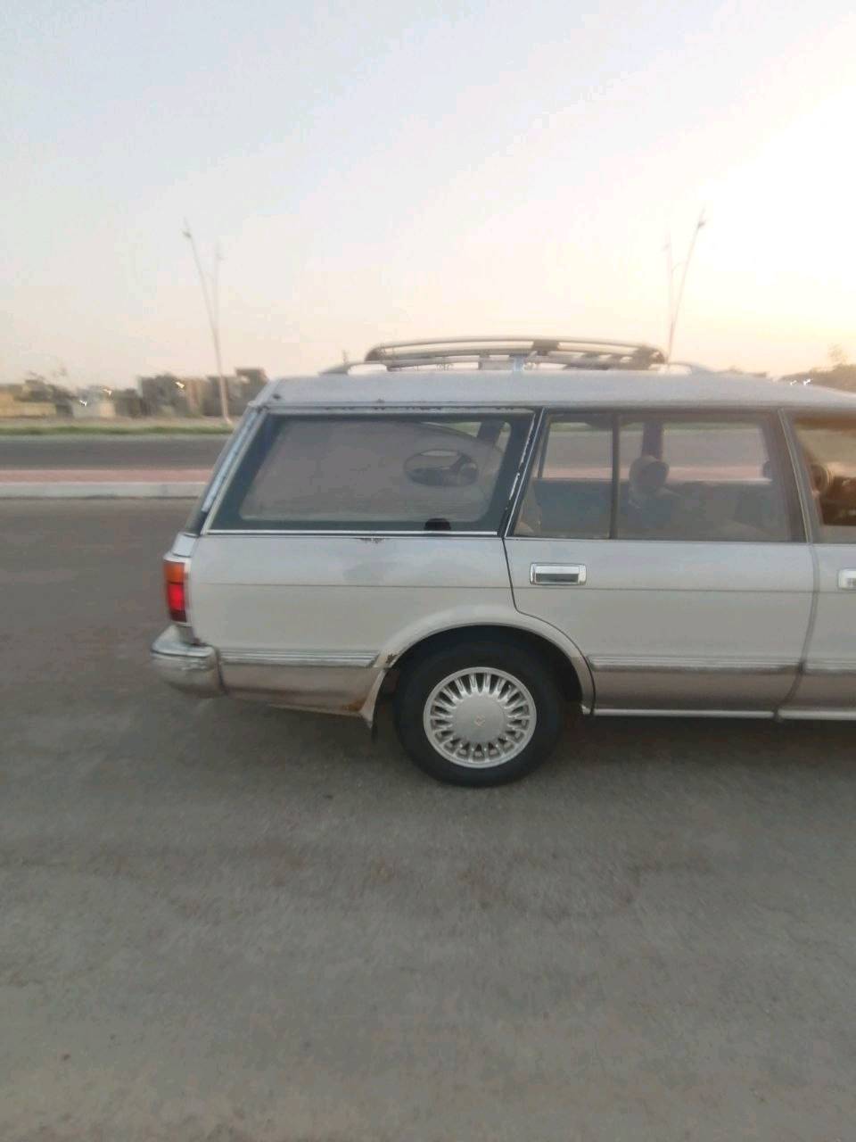 سلام عليكم  سيدان ستيشن مديل1992 سياره مكينه خابطه مكفوله من الكص و نقل الجثه فقط الباقي كوم حديد سنويه منتهيه سنويه قبل شهر بأسمي رقم بصره اصولي السعر 35 و بي مجال مكاني بصره ياسين خريبط للاتصال ***********