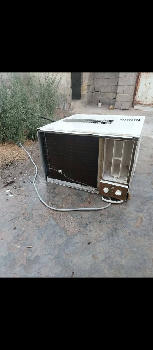 مكيف اللبيع شقال عل فحص مكان واسط دجيلي سعر 175 وبيه مجال ***********
