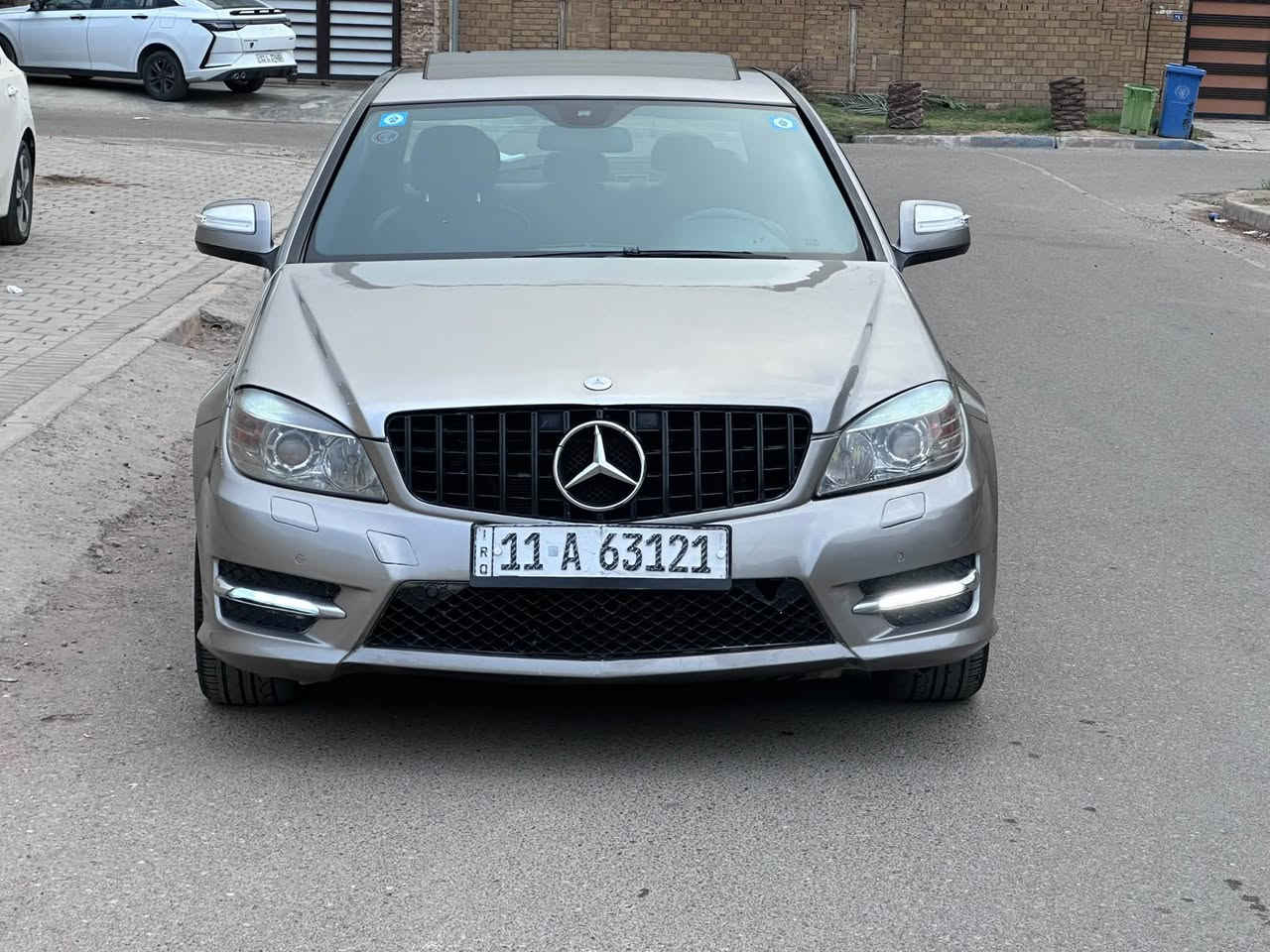 مرسيدس C300 • ٢٠٠٨ • محرك V6