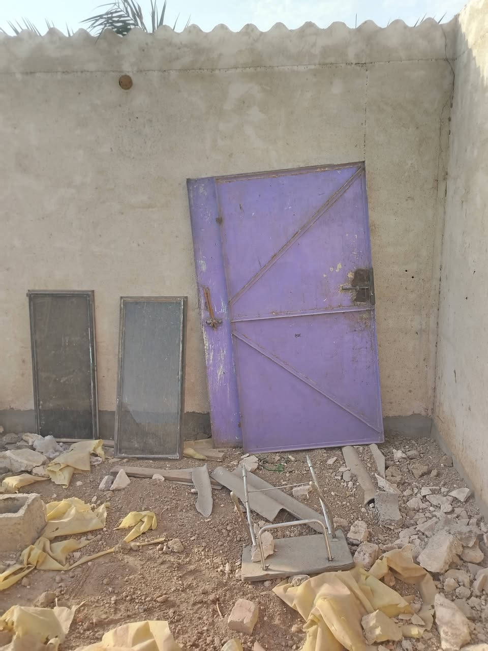 شبابيك مستعمل • بابل جبله • واتساب