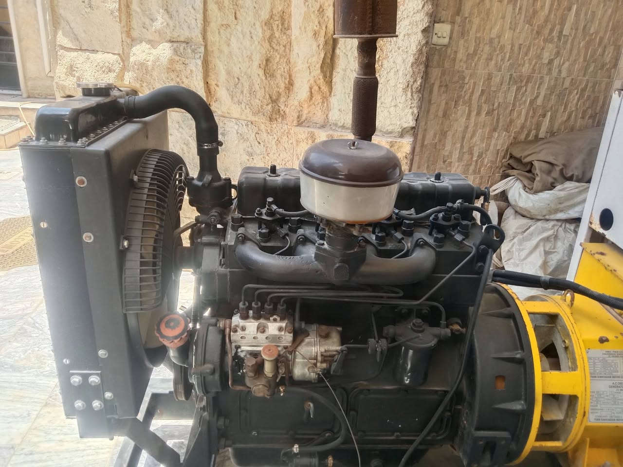 السلام عليكم 
مولدة بيركنز نظيفه جدا 37.5 kv استعمال قليل جدا كال بيت 
السعر ٢٥ ورقه قابل للتفاوض العنوان حله شارع ٦٠ مجاور مجمع الرافدين الطبي
للاستفسار ***********
