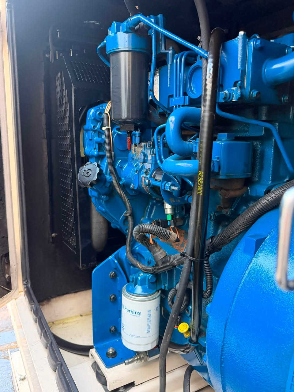 مولدة بيركنز  ايفجي أولسن اصلية  استندر 50 KVA  مكينة صندوگ مشتغلة 1700 ساعة     السعر 6800 $.      …. للإستفسار : *********** - ***********
