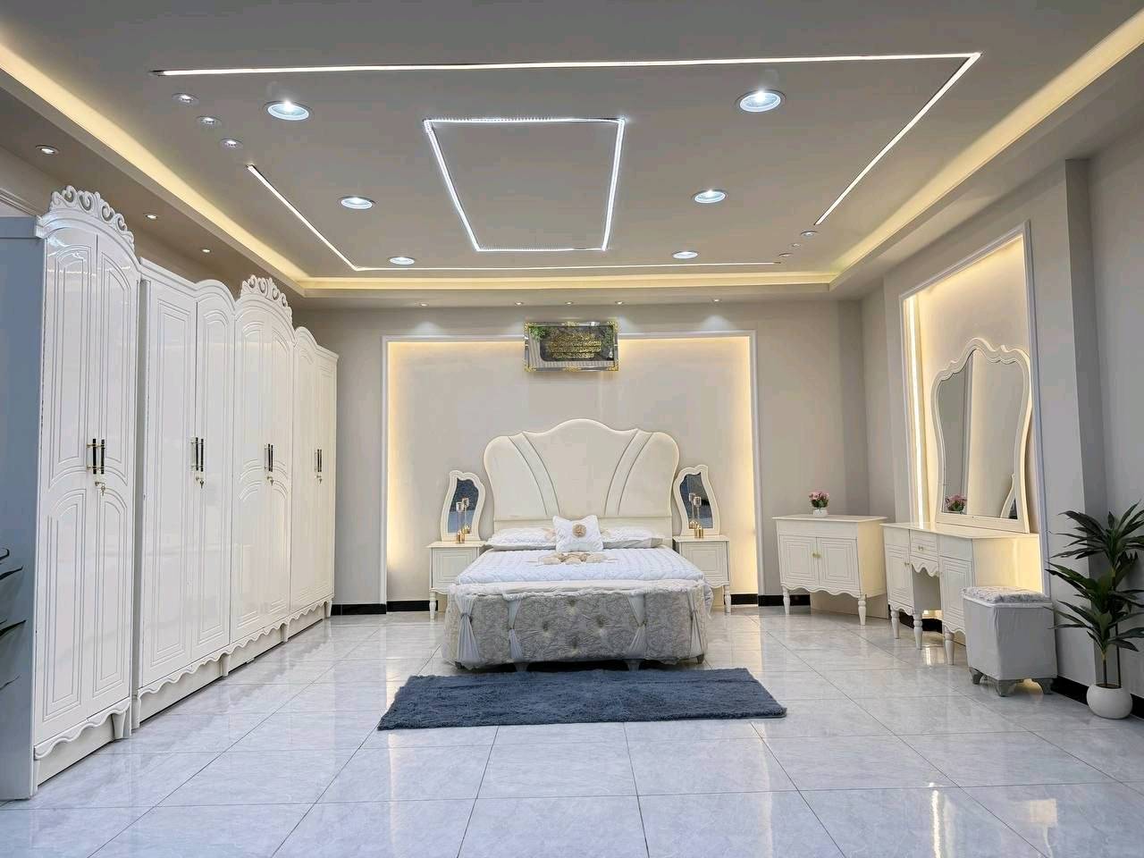 مليون فقط😍

غرف نجاره عراقيه 💯💯

تتكون من 8  قطع 

عرض الكنتور 3 و20سم

ارتفاع الكنتور 2 و20سم

السرير بلوك ٦ ارجل

طول السرير 200 سم 

عرض السرير 160 سم 

الضهر براغي



الشازلون 50 الف