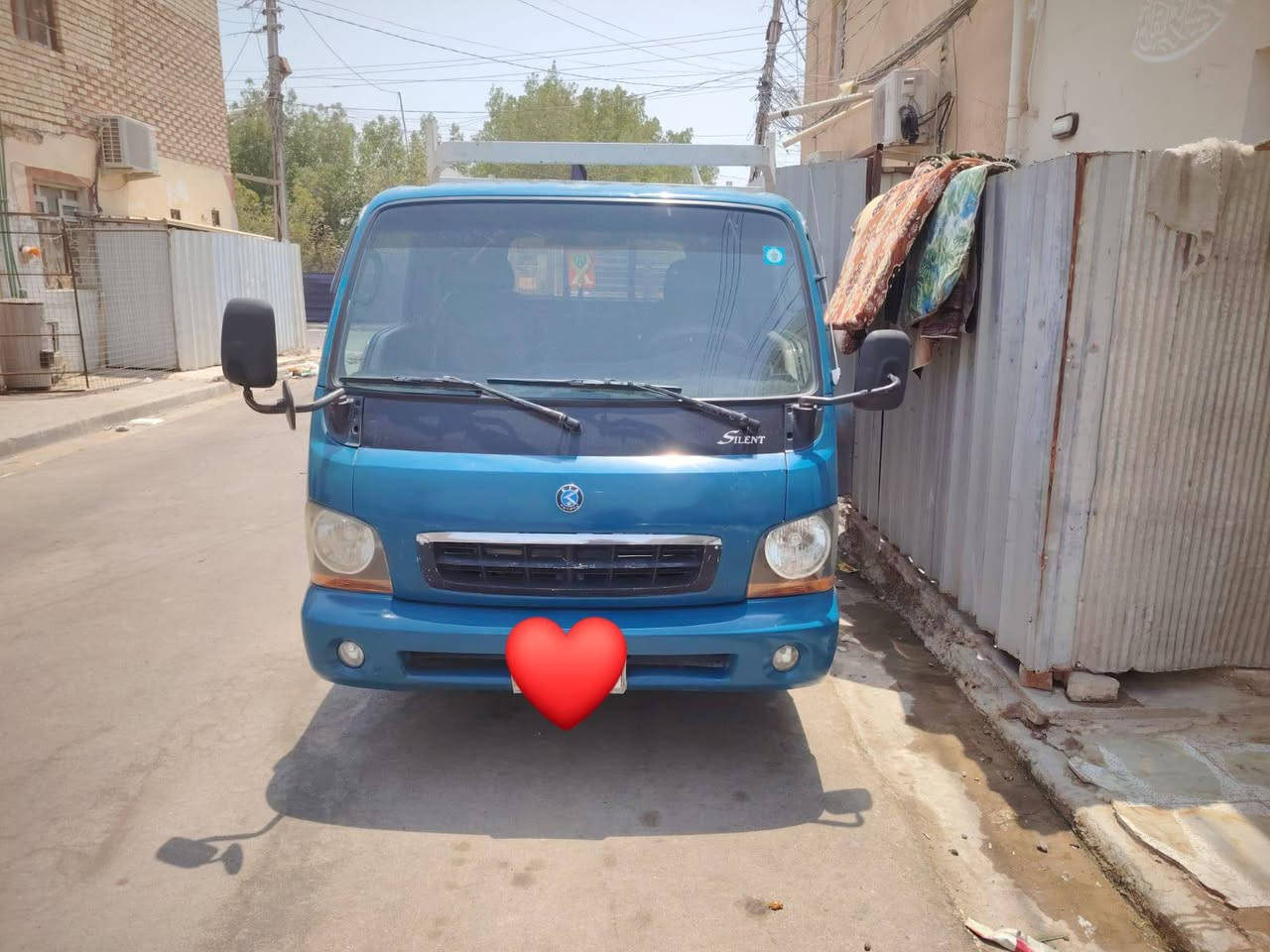 سلام عليكم
كيه ام عيون 2001 كفاله عامه من شاصي ومن رقم شاصي واضح وقواطي ما طاكات ومن ضربه ومن صبغ 
سياره رقم نجف ومكاني نجف مكينه جديده مال حاويه لا بخار ولا تنقيص على الفحص السعر 80 رقم الهاتف *********** بي وتساب +مكلف بل نشر
