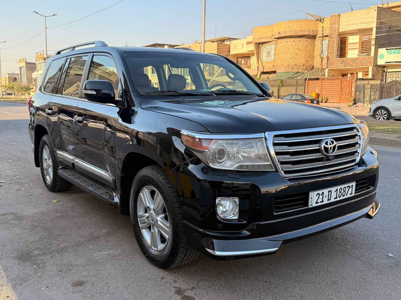 لاندكروز 2012 بريم  V6    GXR
مواصفات فول 1/1

رقم سليمانية بسمي هزه و رقم جديد 

ماشيه 170 km 

مكاني بغداد 

السعر 32.5 بيه مجال للشراي 

الاستفسار:-***********
