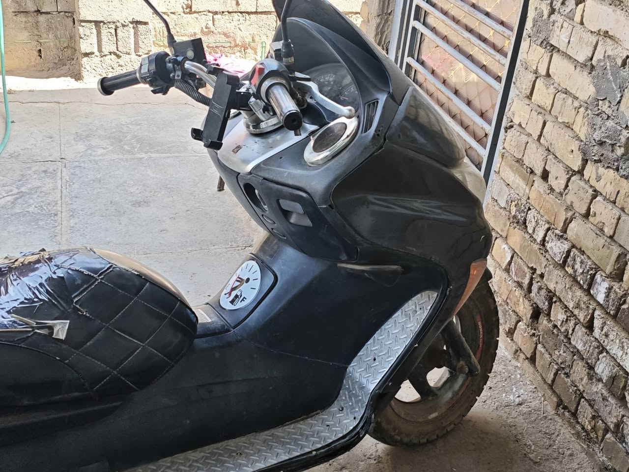 فورزا 08للبيع تشتغل وتطفة كوم حديد ابيع 350 مكان ديوانيه ***********
