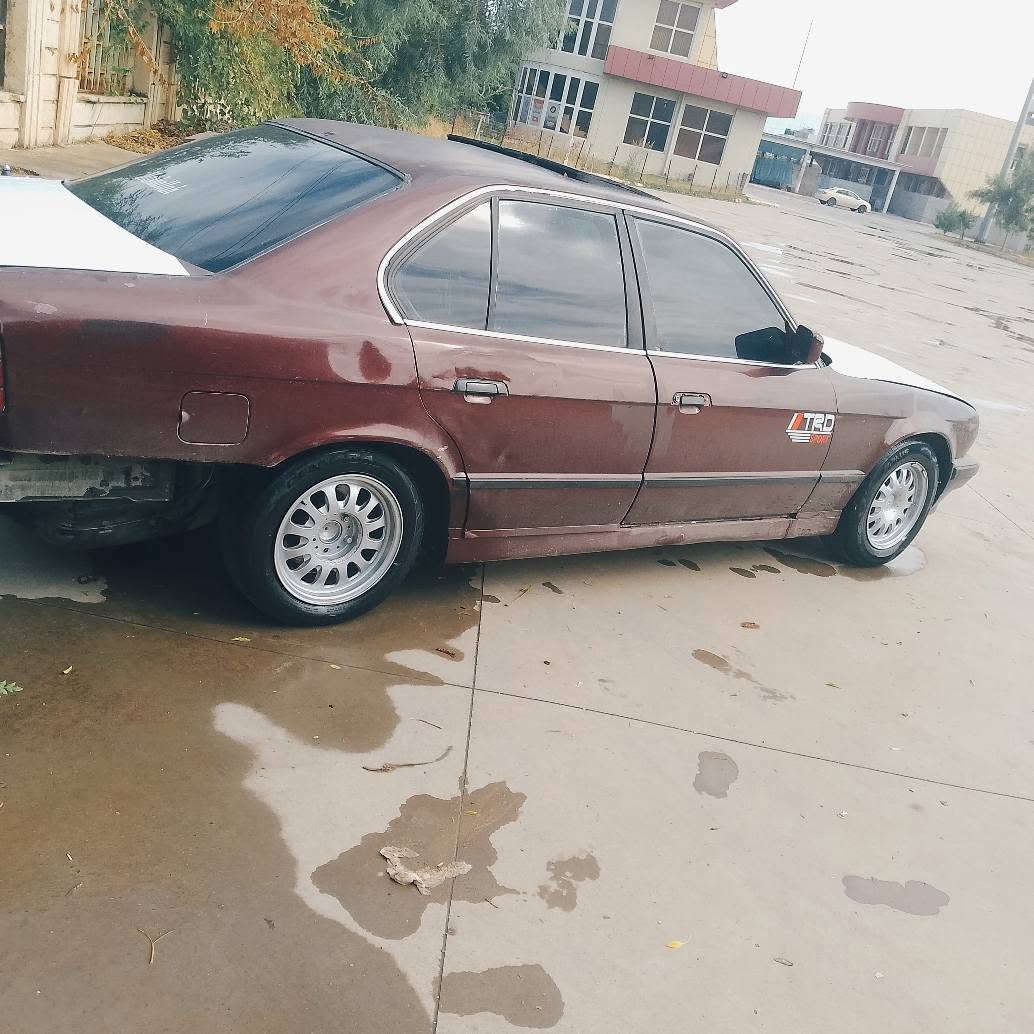 بي إيم دبليو 525 • ١٩٩٢ • حلبجة