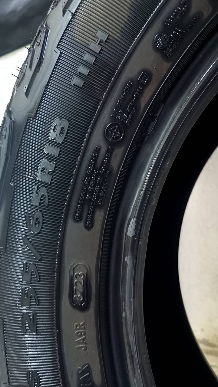 السلام عليكم اخوان تخم GOODYEAR للبيع لوك بدون اي فتيله *********** وتساب
