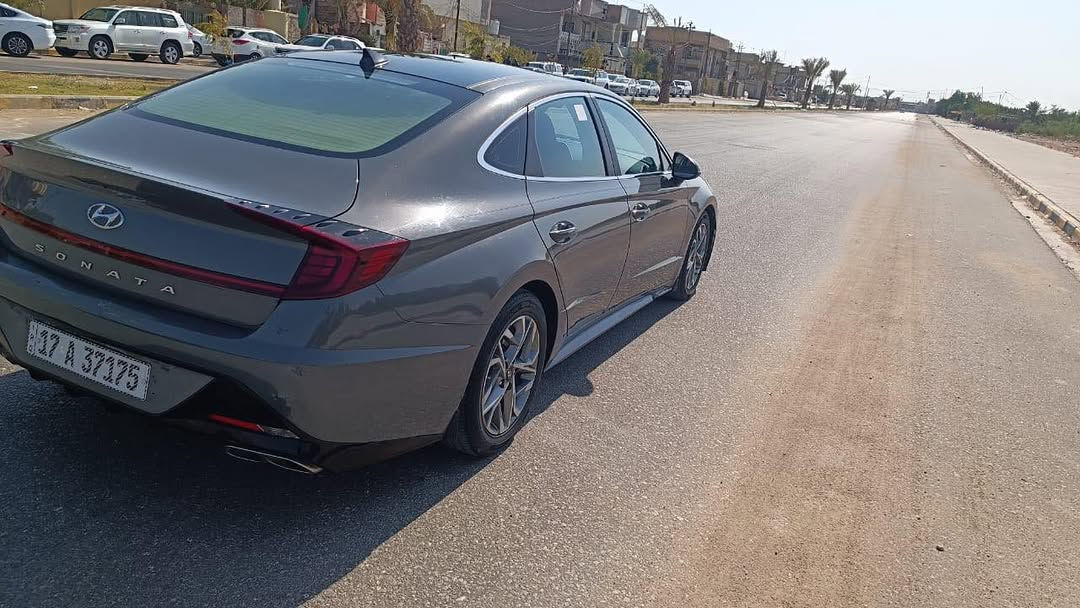اعلى مواصفات هونداي سوناتا 
موديل 2023 محرك 2.500 
رخيصة جدا 

السيارة فول مواصفات 
فتحة سقف سلايد
كشنات كهربائيه 
رادار تحديد مسار
تبريد ثلج
امريكيا حادثها امريكي قطعتين سونار موجود

🟥سعرها سوي تعليق تصلك رسالة 💌
رقم هاتف  ***********
