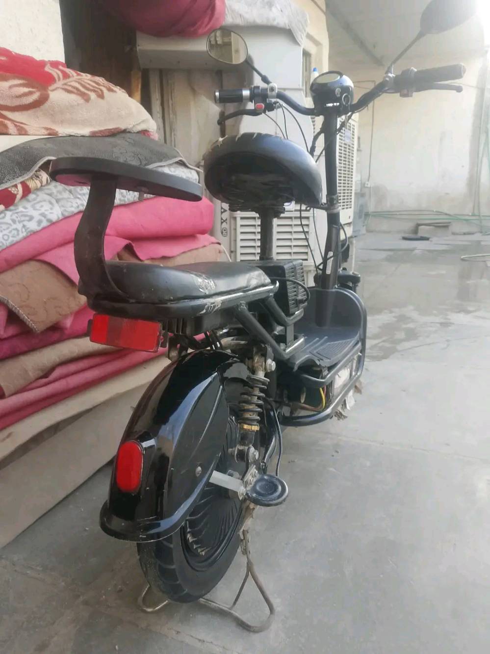 دراجه شحن • عوزه بطاريات • الجوادر